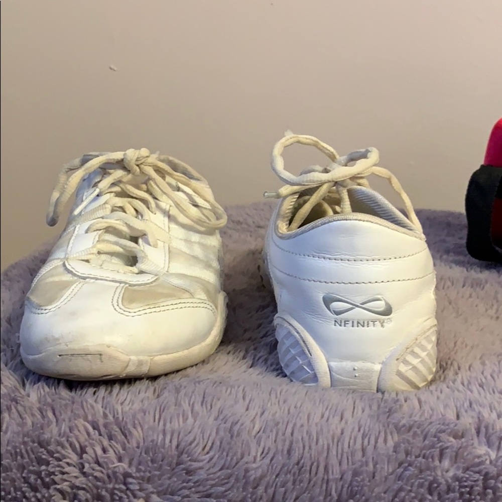 Infinity Cheer Shoes - Picture 3 of 3
